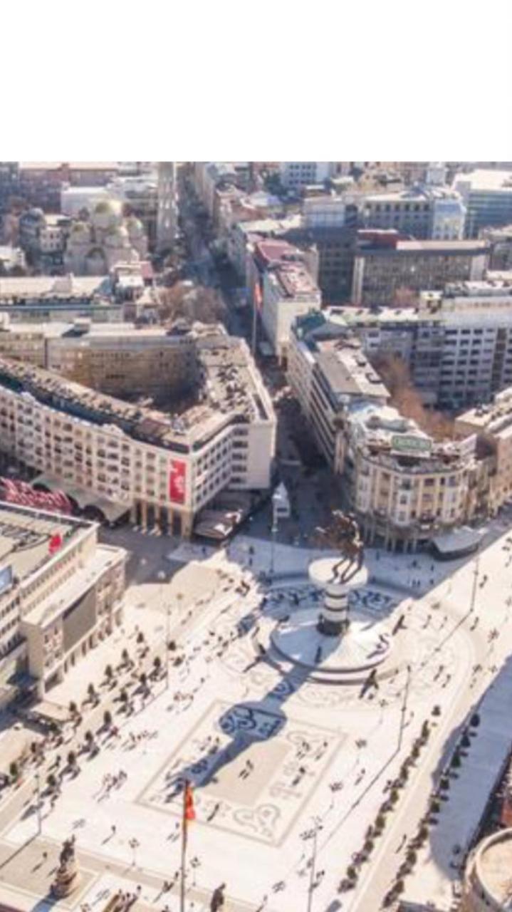 Arss Apartment Skopje Main Square Exteriör bild